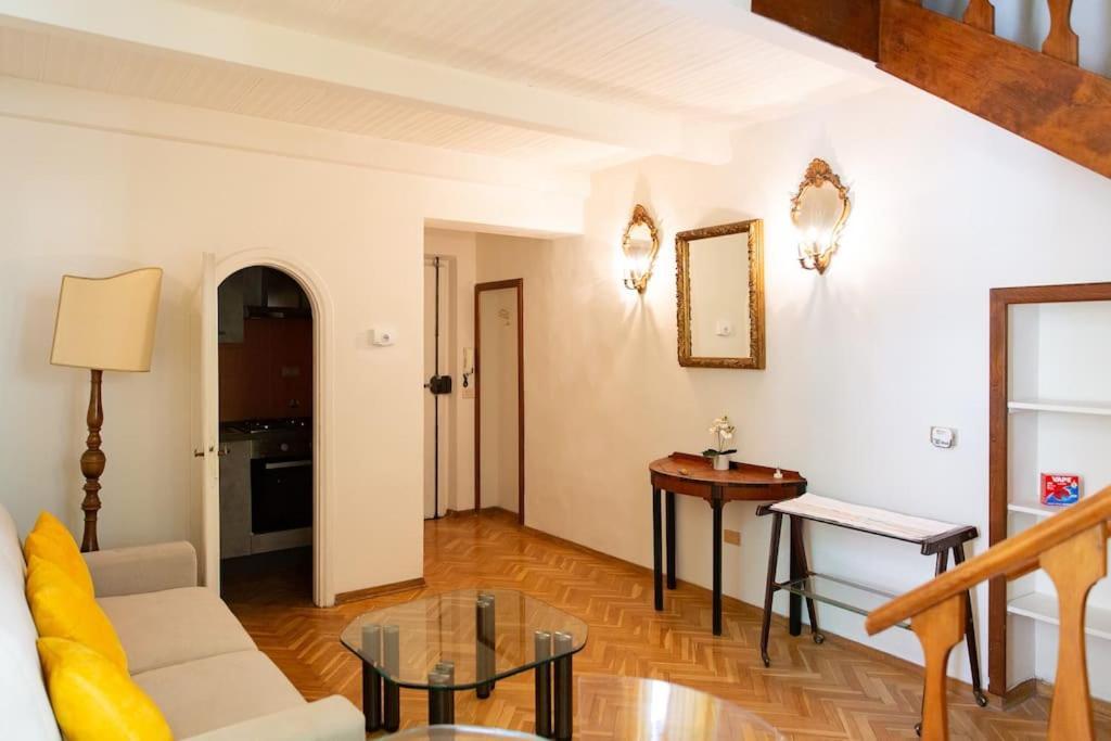 Charming 1Br Apartment フィレンツェ エクステリア 写真